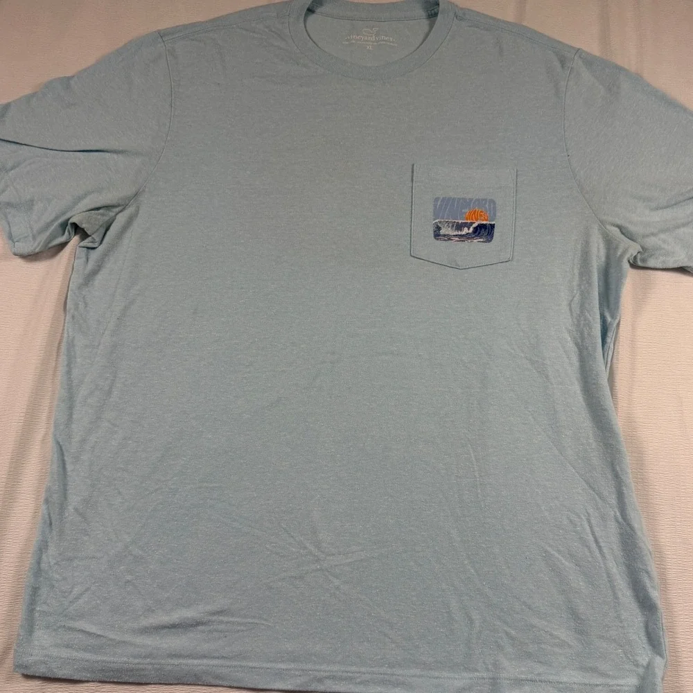 Vineyard Vines Mens XL Light Blue Wave Sun Graphic Pocket T-Shirt Heathered Tee